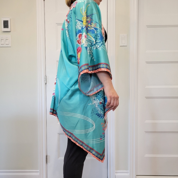 FLYING TOMATO Kimono - Picture 4 of 5
